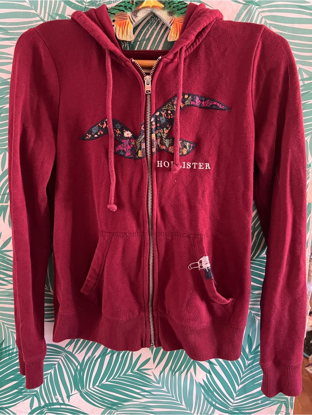 Hollister Maroon Zip-Up Hoodie w/ Seagull Floral Logo Sz M